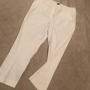 White Hamptons Pants 💁‍♀️